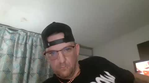 chrisgsonone online show from December 5, 2025, 9:18 am