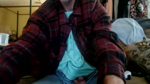 Snapshot of chrisintn chatting on September 24, 2025, 6:22 pm chrisintn online show from September 24, 2025, 6:22 pm