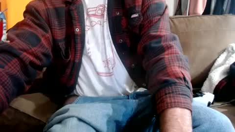 Snapshot of chrisintn chatting on October 6, 2025, 4:04 pm chrisintn online show from October 6, 2025, 4:04 pm