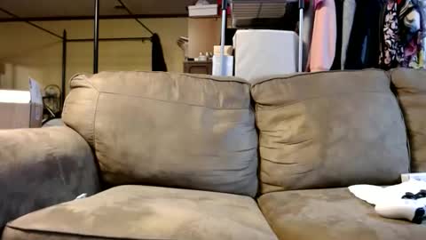 Snapshot of chrisintn chatting on October 20, 2025, 10:54 pm chrisintn online show from October 20, 2025, 10:54 pm