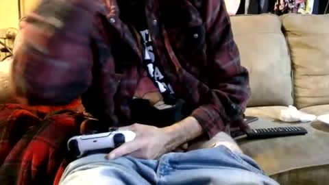 Snapshot of chrisintn chatting on October 26, 2025, 1:44 am chrisintn online show from October 26, 2025, 1:44 am