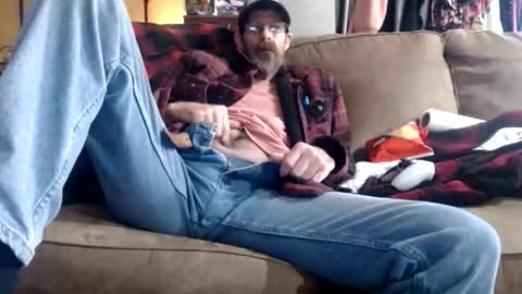 Snapshot of chrisintn chatting on November 17, 2025, 5:08 pm chrisintn online show from November 17, 2025, 5:08 pm