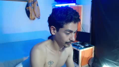 chrisisaak online show from November 17, 2025, 6:14 pm