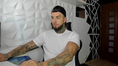 Chris Jordan online show from October 25, 2025, 8:00 am