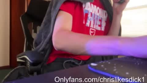 chrislikesdick1 online show from September 28, 2025, 9:31 pm