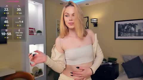 Lizz online show from December 3, 2025, 7:01 pm