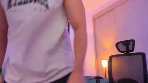 chrismorgan24 online show from March 6, 2025, 3:45 pm