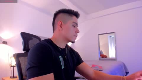 chrismorgan24 online show from October 10, 2025, 4:17 pm