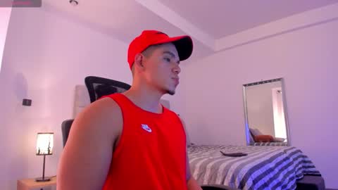 chrismorgan24 online show from November 6, 2025, 8:21 pm