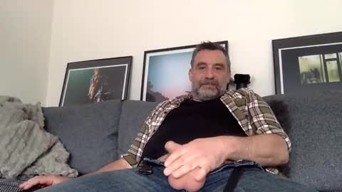 chrispanam13 online show from June 6, 2026, 5:17 pm