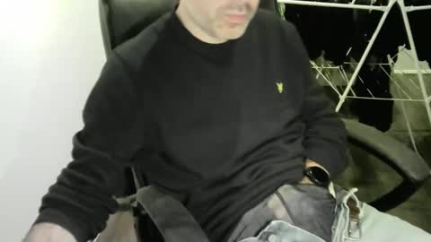 chrisprngr online show from January 20, 2025, 1:32 pm