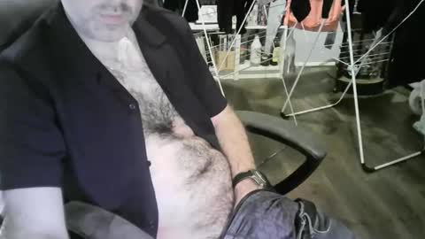 chrisprngr online show from September 20, 2025, 7:59 pm