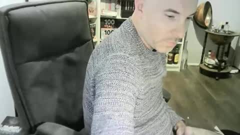 chrisprngr online show from May 10, 2026, 12:32 pm