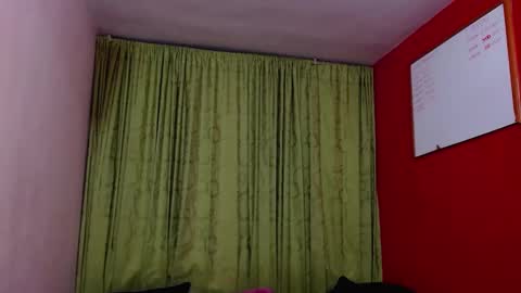 chriss_james online show from January 30, 2025, 5:52 am