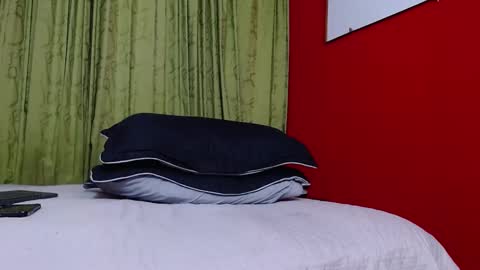 chriss_james online show from March 6, 2025, 5:35 am