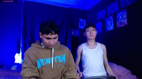 Christian Wang online show from September 9, 2025, 11:26 pm