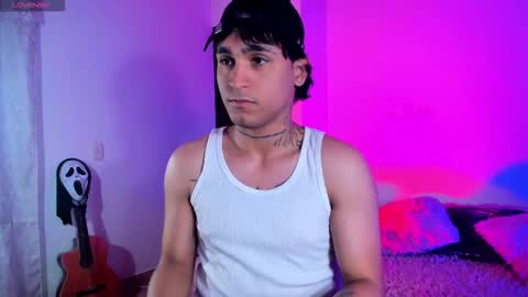 Christian Wang online show from November 4, 2025, 12:10 am