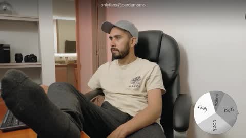 Snapshot of chrissmithin5 chatting on November 14, 2025, 3:05 am Cardamomo online show from November 14, 2025, 3:05 am