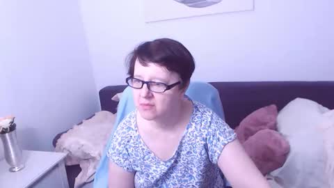 Christa online show from February 15, 2026, 1:20 pm