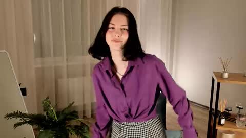 christaschrecongost online show from February 6, 2026, 6:00 pm