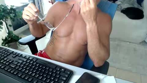 Snapshot of christiano1977 chatting on June 1, 2026, 6:20 pm Michael USA online show from June 1, 2026, 6:20 pm