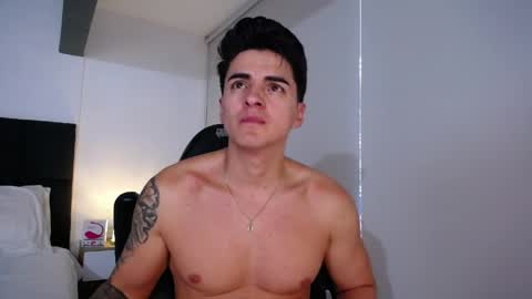 Snapshot of christianvalenzia chatting on May 30, 2026, 12:02 pm Christian online show from May 30, 2026, 12:02 pm