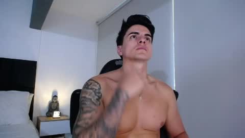 Snapshot of christianvalenzia chatting on June 1, 2026, 2:30 pm Christian online show from June 1, 2026, 2:30 pm