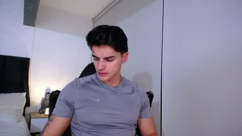 Snapshot of christianvalenzia chatting on June 11, 2026, 2:53 am Christian online show from June 11, 2026, 2:53 am