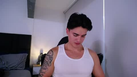 Snapshot of christianvalenzia chatting on July 10, 2026, 7:27 pm Christian online show from July 10, 2026, 7:27 pm