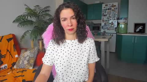 Snapshot of christina_hot chatting on March 12, 2025, 7:46 am Chris online show from March 12, 2025, 7:46 am