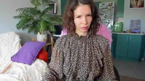 Chris online show from June 4, 2026, 7:25 am