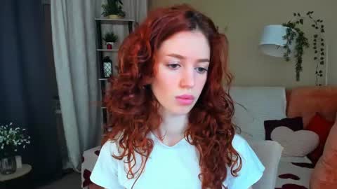 christinaconteeree online show from July 14, 2026, 7:08 pm