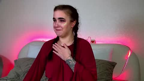 Christina online show from February 17, 2025, 9:41 pm