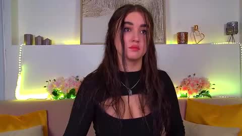 Christina online show from February 18, 2025, 9:53 pm