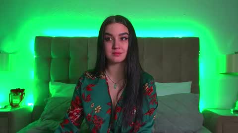 Christina online show from February 21, 2025, 9:32 pm