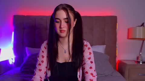 Christina online show from March 10, 2025, 9:29 pm