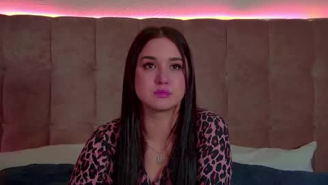 Christina online show from November 27, 2025, 6:10 pm