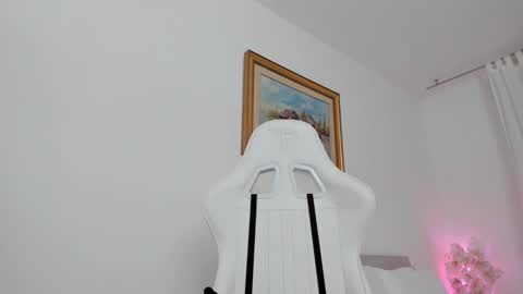 Snapshot of christine0990__ chatting on January 28, 2025, 7:22 am Hi im Christine online show from January 28, 2025, 7:22 am