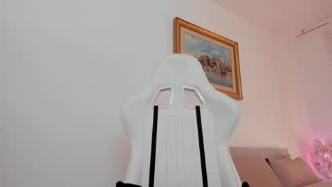 Snapshot of christine0990__ chatting on February 21, 2025, 7:23 am Hi im Christine online show from February 21, 2025, 7:23 am