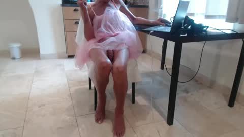 Sissy Christine online show from June 5, 2026, 7:03 am