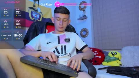 christmiller_1 online show from December 6, 2024, 10:52 pm