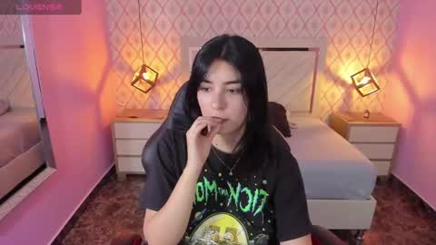 CHRISTY  online show from October 8, 2025, 7:22 pm