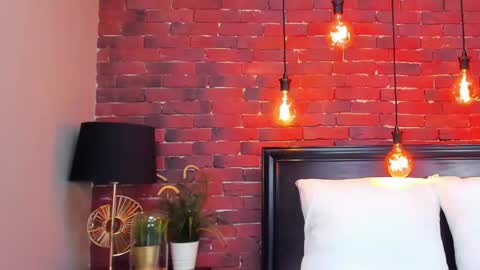 christyna_ross online show from February 28, 2025, 11:45 pm