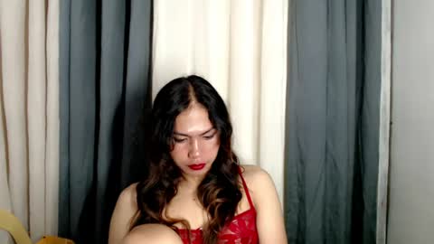 Snapshot of chritine_sensation chatting on June 18, 2026, 9:30 pm Christine online show from June 18, 2026, 9:30 pm