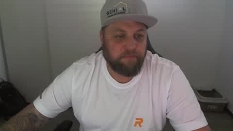 Chrizz online show from March 1, 2025, 8:23 am