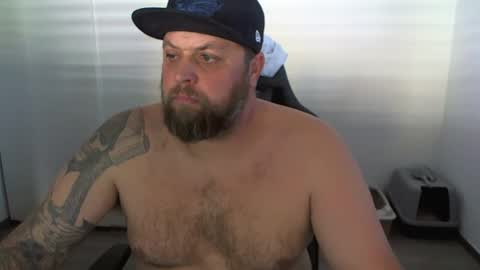 Chrizz online show from March 8, 2025, 2:08 pm