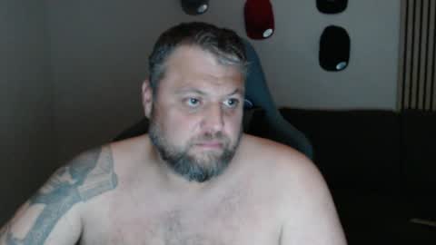 Chrizz online show from June 7, 2026, 1:32 am