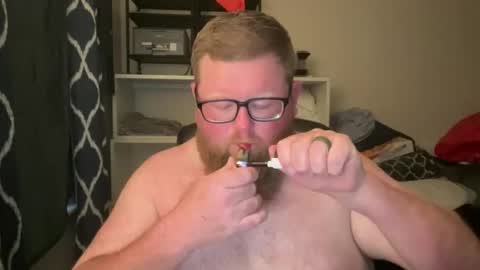 chubbsguy92 online show from May 28, 2026, 1:25 am