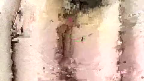 Kat online show from September 11, 2025, 5:46 pm