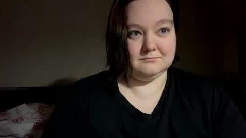 Kat online show from October 26, 2025, 3:51 pm